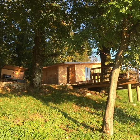 Aux Prés Du Lac Chalet *